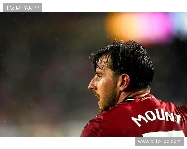 曼联复兴进程仍未完成，短期目标与长期规划的协调面临考验