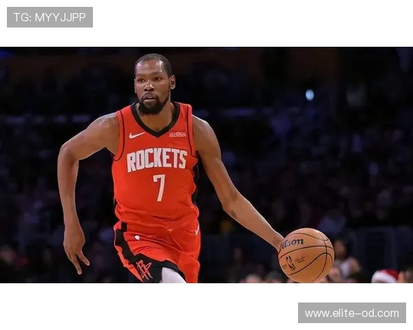 杜兰特无球效率提升，拉开空间能力改变太阳进攻结构